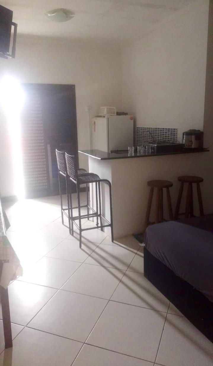 Toninhas 300 Mts Mar Apartment Ubatuba Exterior photo